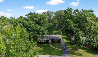 177 Wildwood Pkwy, Ballwin, MO 63011