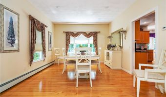 38 Mark Dr, Lincoln, RI 02865