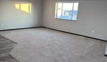 1307 NE 34th Ave, Aberdeen, SD 57401