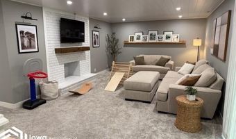 206 Wood Acres, Algona, IA 50511