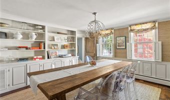 35 Second St, Newport, RI 02840