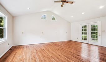 6200 VERNE St, Bethesda, MD 20817