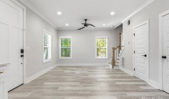 1644 Eastway Dr, Charlotte, NC 28205