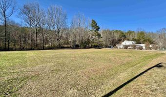 65 Creekside Dr, Anderson, AL 35610
