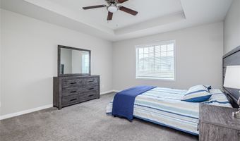 7000 Lake Ridge Ave 4, Des Moines, IA 50320