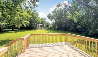 312 S 1st Ave, Brandon, SD 57005