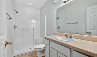 500 Glen Hollow Cir, Aurora, OH 44202