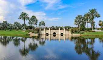 511 WINTERSIDE Dr, Apollo Beach, FL 33572