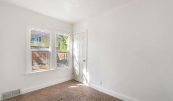 1182 S Meridian St, Blackfoot, ID 83221