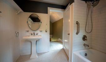 191 Delaware Ave, Andes, NY 13731