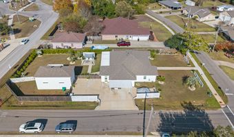 600 Beyer Dr, Bay St. Louis, MS 39520