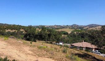 1409 Tecalote Dr, Fallbrook, CA 92028