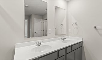 3647 Heritage Farm Ln, Amelia, OH 45102