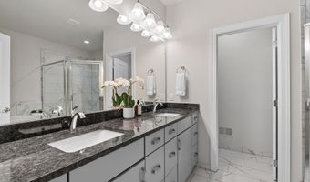 3048 N Spurway Dr, Ann Arbor, MI 48105