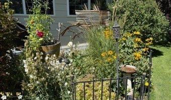 56 Poplar Dr, Bozeman, MT 59718