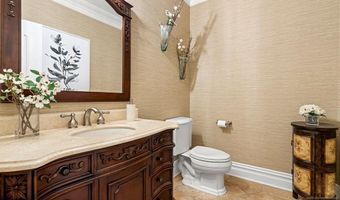 7 Newton Pl, Allendale, NJ 07401