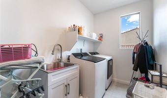 212 Harris Peak St, Las Vegas, NV 89138