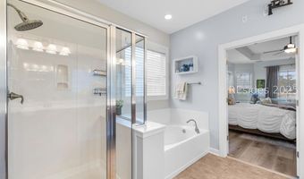 4 Stoney Point Dr, Bluffton, SC 29910