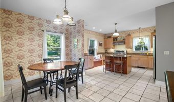 279 North Rd, Hopkinton, RI 02833