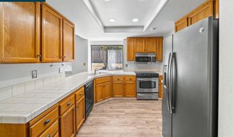 2817 Mayflower Dr, Antioch, CA 94531