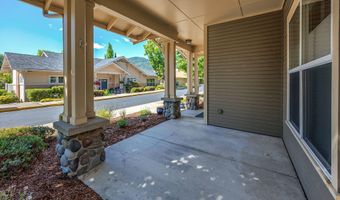 815 Boulder Creek Ln, Ashland, OR 97520