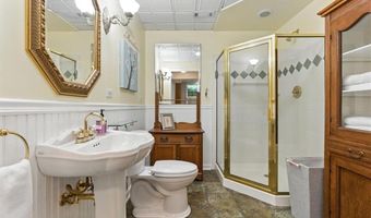 1042 AVERY CREEK Dr, Woodstock, GA 30188