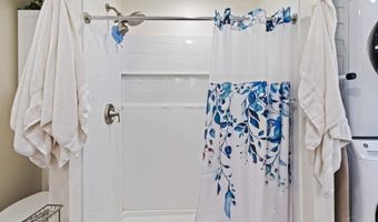 507 E Pine St, Atmore, AL 36502