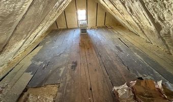 68 Park St, Belfast, ME 04915