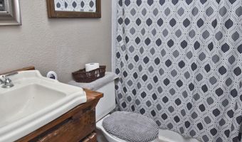 213 Blossom Ln, Blakeslee, PA 18610