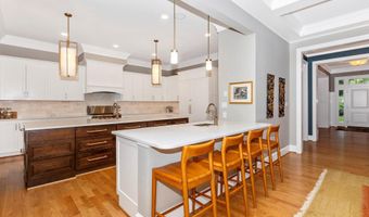 13311 DREWS Ln, Potomac, MD 20854