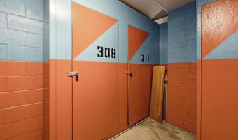 1020 N STAFFORD St 311, Arlington, VA 22201