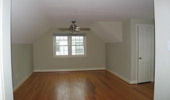5707 CROMWELL Dr, Bethesda, MD 20816