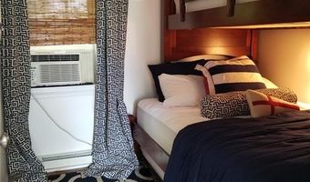 97 Narragansett Ave C3, Newport, RI 02840