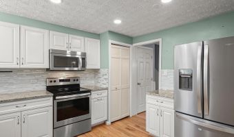 12715 LODE St, Bowie, MD 20720