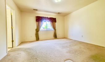 6419 Amberside Rd NW, Albuquerque, NM 87120