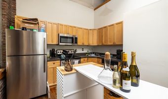 325 Lafayette St 1302, Bridgeport, CT 06604