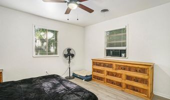 716 N Cummings Dr, Alvarado, TX 76009