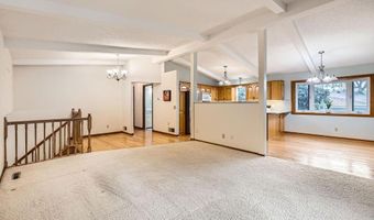 211 Mckinley St, Anoka, MN 55303