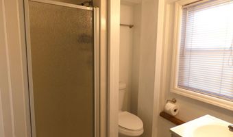 352 Surf Ave, Beachwood, NJ 08722