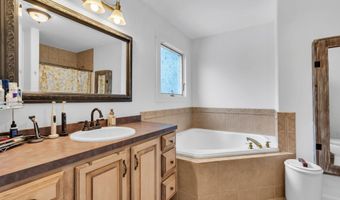 382 Wheaton Ave, Bayville, NJ 08721