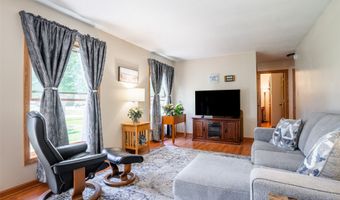 1206 3rd Ave SE, Altoona, IA 50009