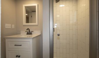 703 Johnson Ave, Ava, MO 65608