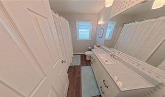 980 Lake Viking Ter, Altamont, MO 64620