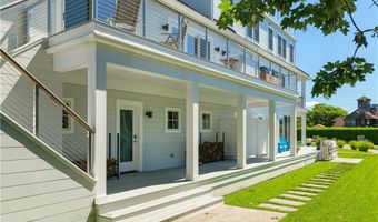 592 Tuckerman Ave, Middletown, RI 02842