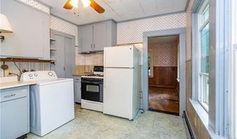 3442 Flat River Rd, Coventry, RI 02816