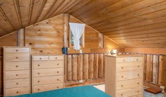 19948 W Glenn Hwy, Chickaloon, AK 99674