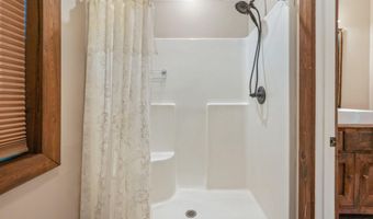1827 Waterway Dr, Baker, FL 32531