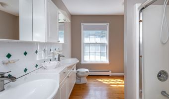 37 Woodruff Ln, Cornwall, CT 06796