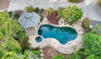 2039 E Mission Rd, Fallbrook, CA 92028