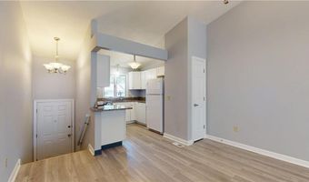 8 Scenery Ln 8, Johnston, RI 02919